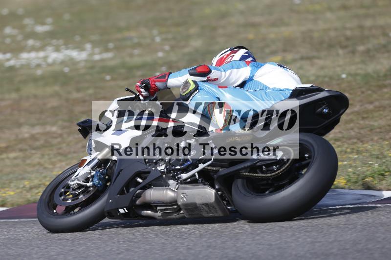 /37 09.08.2026  Pluess Motosport ADR/Freies Fahren/9